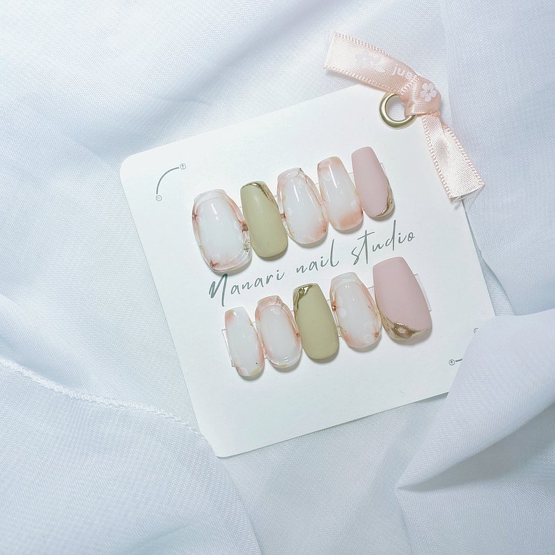 純手工客製穿戴甲|春日糖果櫻|美甲貼片|附贈PE飾品收納盒