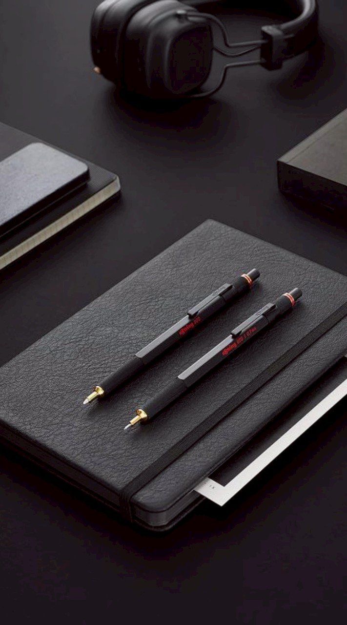 シャーペン好き入ってー