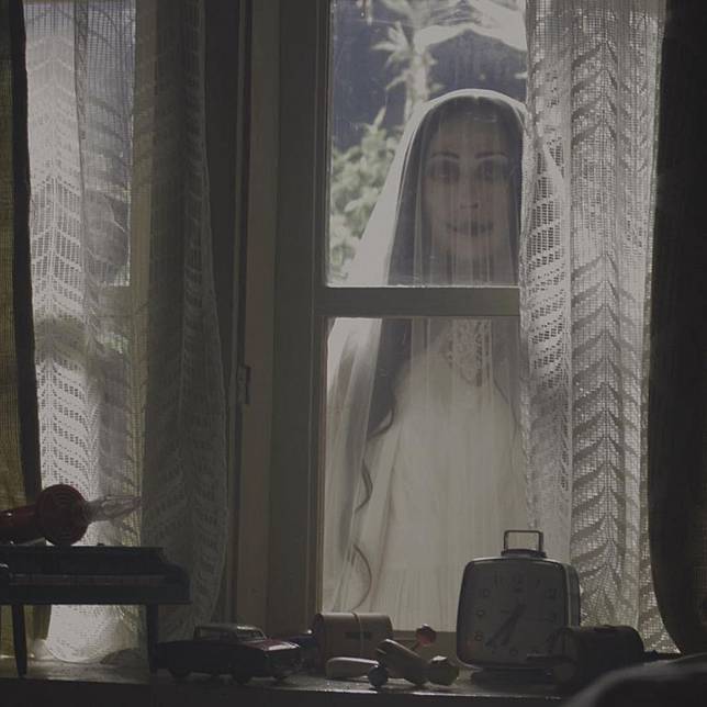 600 Koleksi Film Horor Hantu Cermin Terbaik