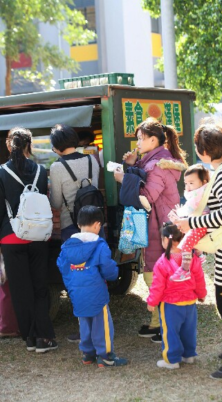 南方素食漢堡餐車