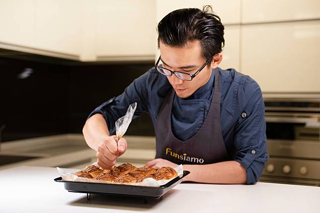 圖說：沒辦法買到名店肉桂捲，那就自己親手做吧！私藏冠軍肉桂捲，私藏配方、不藏私全公開！（圖片提供/ Funsiamo）