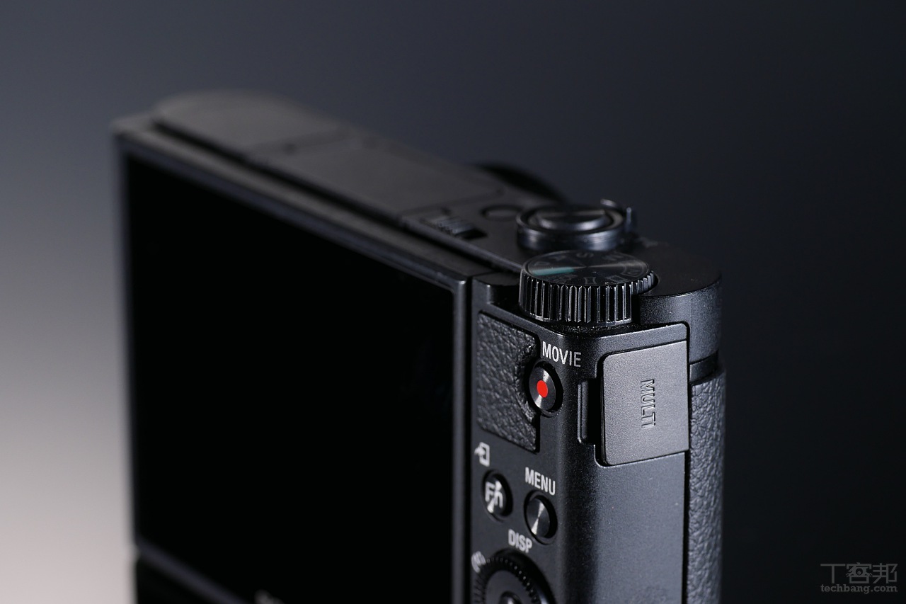 世界最輕巧，28 倍變焦的掌中長砲 Sony DSC-HX99 實拍評測