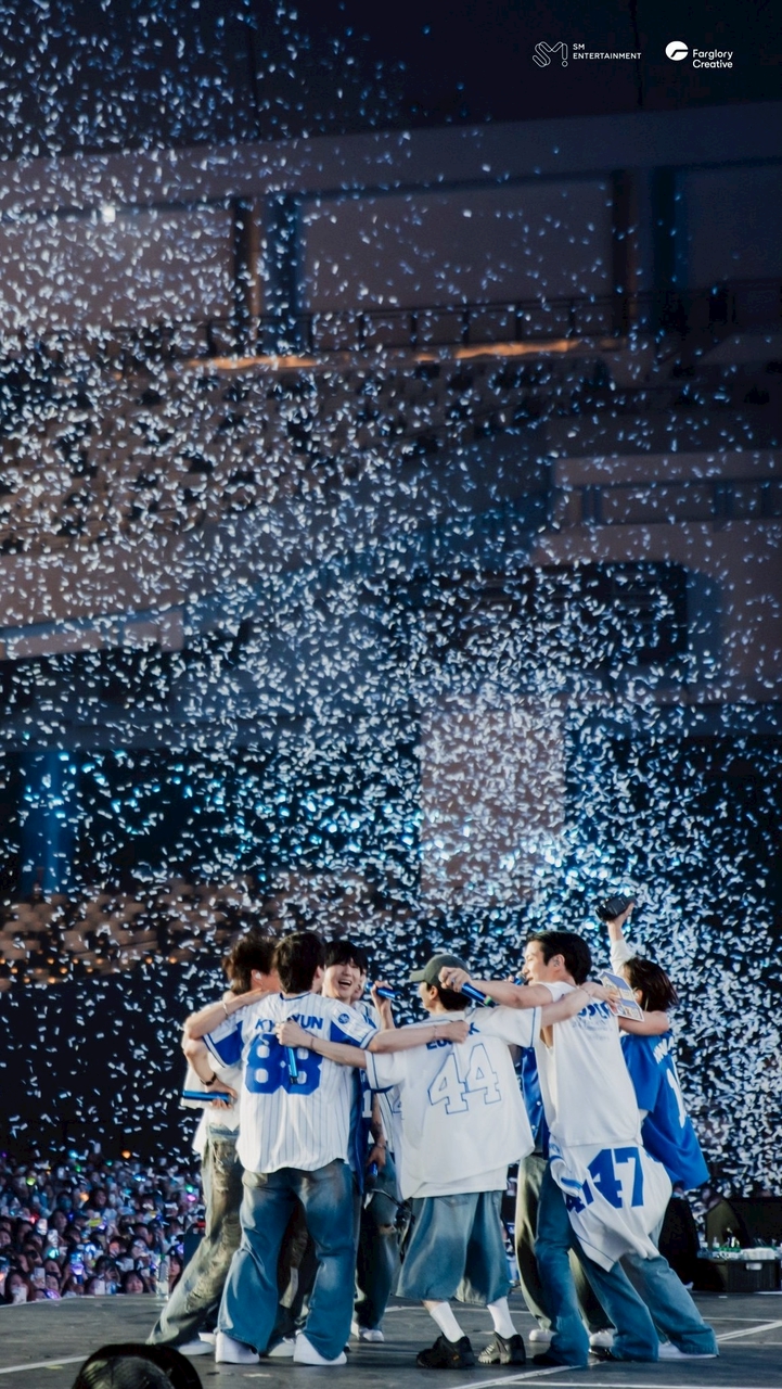 Cloud 9 ☁️ 藝術家團購站