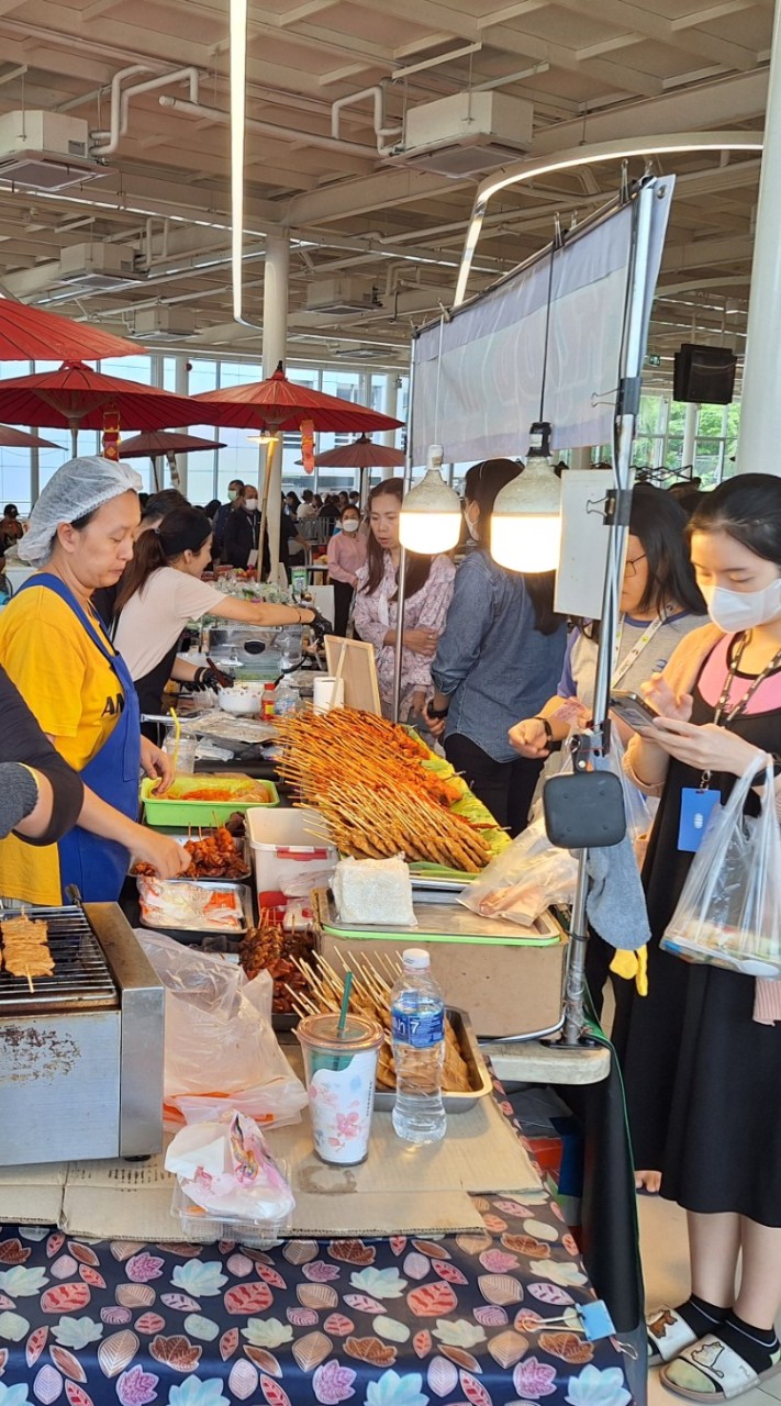 ตลาดนัด จัสมิน แจ้งวัฒนะ