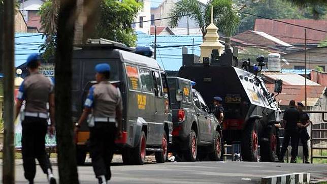 Rekam Suasana Markas Brimob, Pengemudi Ojek Online Ditangkap