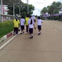 กลุ่มคุยกัน