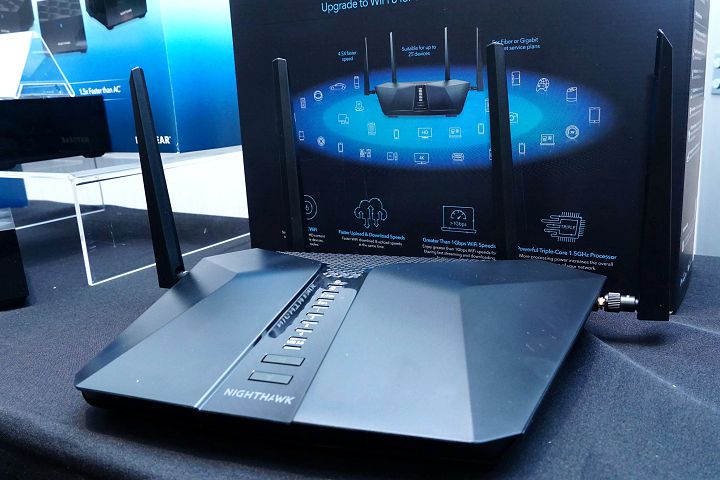 Netgear Nighthawk RAX50 無線路由器。