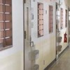 防弾刑務所