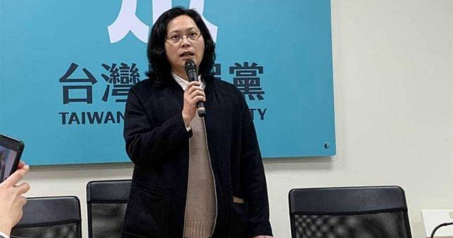 加班趕製口罩　賴香伶：政府應調查有無違法