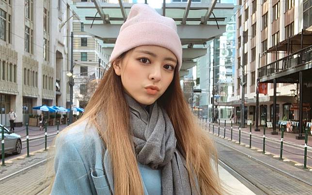 Yuna Itzy Dibilang Seperti Bunga Layu Netizen Tak Terima Wowkeren Media Line Today