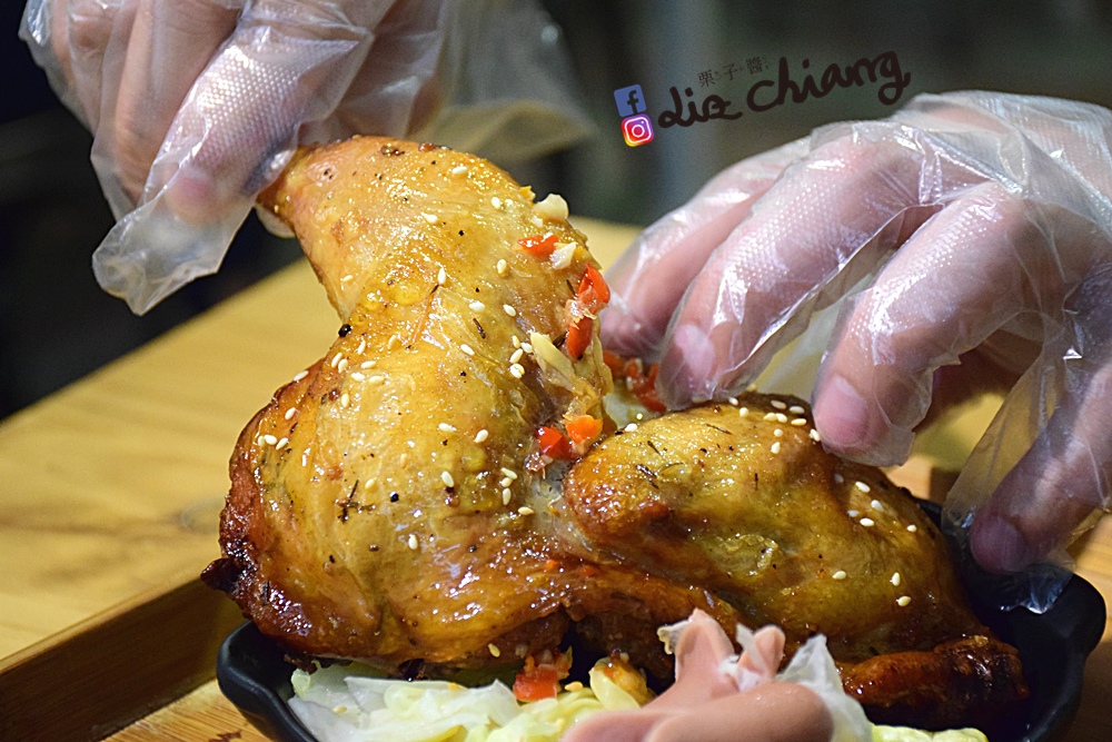 【台中北區美食】安羽軒食堂DSC_0243Liz開懷大笑看世界.JPG