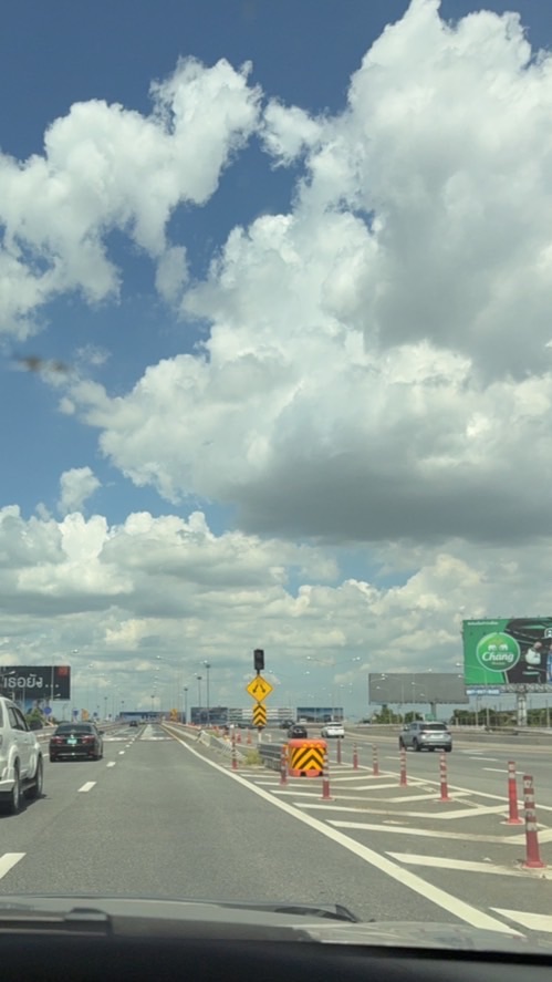 งานต่างประเทศ สายงานนัท