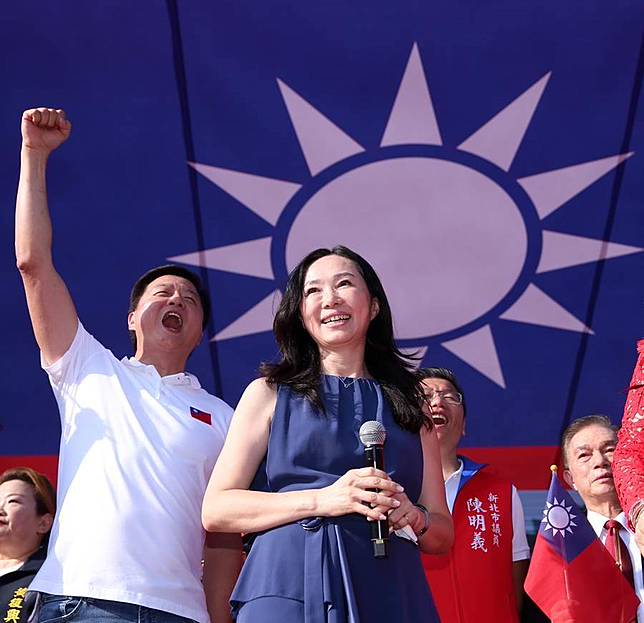 李佳芬