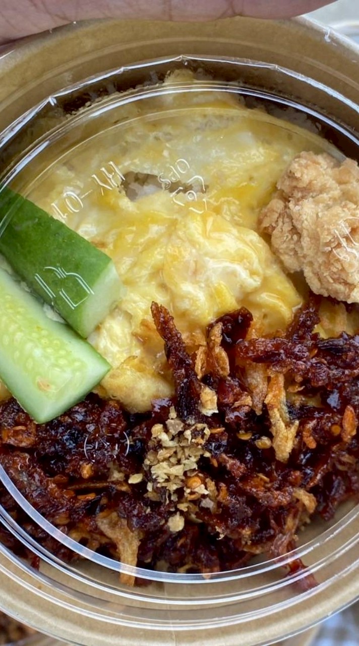 บังยีไข่ข้นตามสั่ง