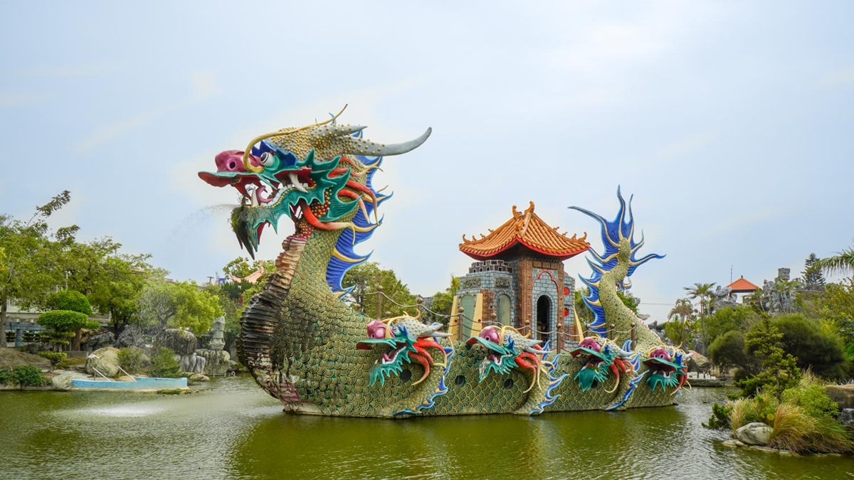 才不是景點沙漠！彰化、雲林８免門票景點：超萌乳牛牧場、全台最大寺廟公園