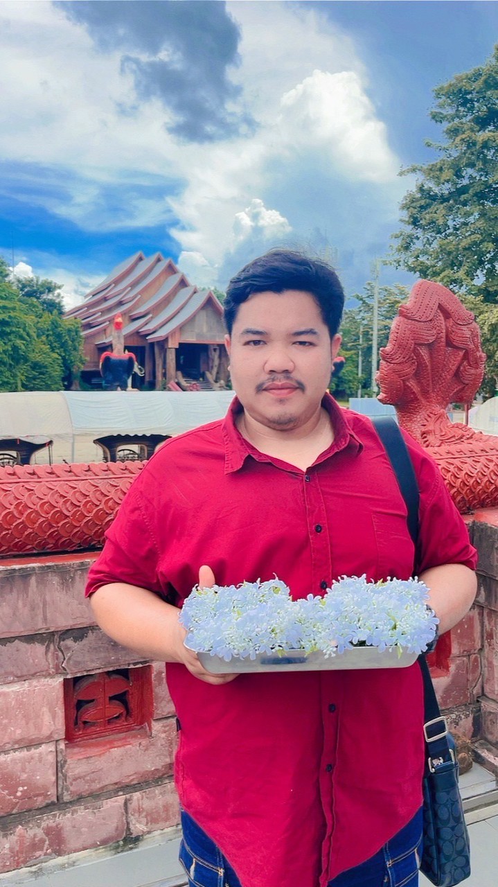 กลุ่มแฟนคลับ อ.บอม