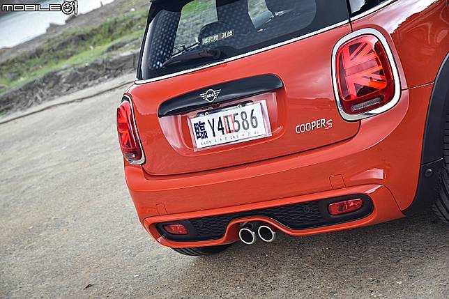 Mini Cooper S 小改款試駕驚奇不斷的高調魅力 Mobile01 Line Today