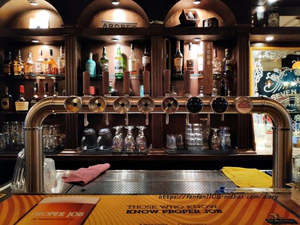 【板橋餐酒館】Lane 72 Bistro - 柒拾貳巷英式小酒館 #酒吧 #Live演出 #板橋美食 #英國美食 (27).jpg