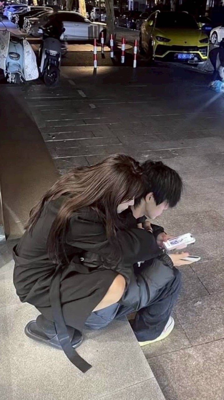 今日好きなりきり　　　　一　緒　に　恋　し　て　み　ま　編　か　？？　🖐🏿😘