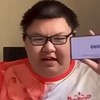 懶叫小小的 講話屌屌的