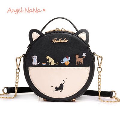 超取$499免運 ｜手提包-高質感貓咪樂園貓耳朵刺繡鍊條小圓包斜背包 AngelNaNa 【BA0306】
