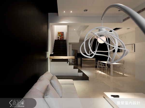 善用各式不同燈具，來為居家增添萬種風情吧！