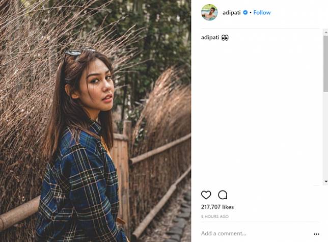 Adipati Dolken posting foto Vanesha Prescilla di Instagramnya.