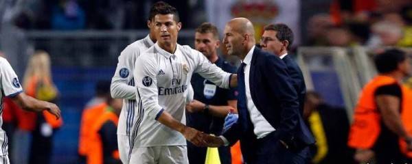 Zidane Sebenarnya Mau Latih MU, Ini Syaratnya 