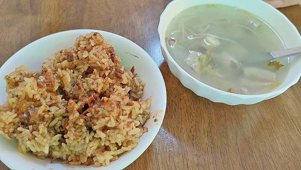 阿通油飯