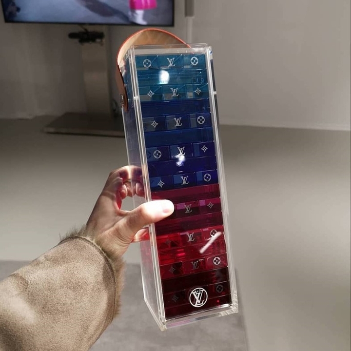 LV 跨界無極限，將推出富人版積木疊疊樂，一組要賣 7 萬多，考驗時尚粉絲荷包深度