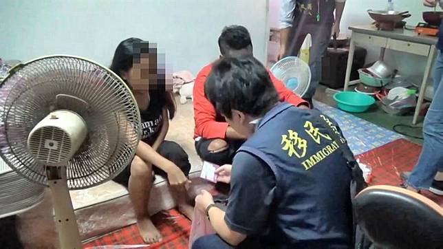 滯台非法打工日吃1碗泡麵充饑　印尼夫妻檔遭逮如釋重負