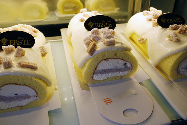 大安區甜點店艾斯特烘焙Erste Patisserie 4週年慶優惠，用銅板價品嚐世界西點冠軍師傅甜點，使用三倍券優惠更超值