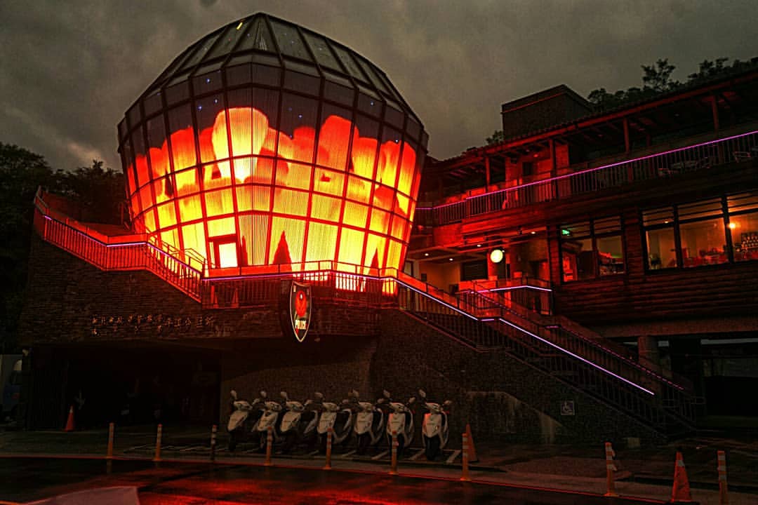 菁桐車站 菁桐火車時刻表 平溪線鐵道 平溪一日遊 平溪搭火車 台鐵平溪線 車站附近景點 老街 放天燈 