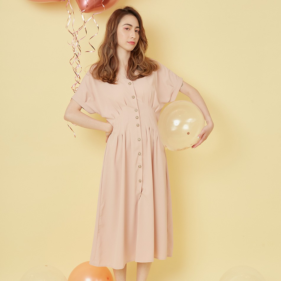 顏色-粉全長117 肩寬-落肩 胸圍47 腰圍39(後腰伸縮) 臀圍60下擺83 袖長17 手臂寬26 袖口寬15材質-棉+聚酯纖維內裡× 彈性× 配件×試穿報告(1吋= 2.54公分)模特兒 Jes