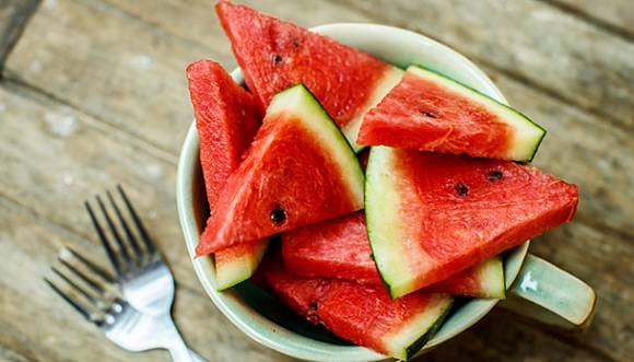 Penderita Tipes Boleh Makan Buah Yang Rendah Serat Ini 7 Contohnya Tempo Co Line Today