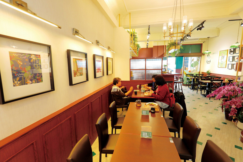 「天一本草-茗京萃」以手搖飲切入，希望年輕人也能接受漢方養生。（圖／于魯光攝）