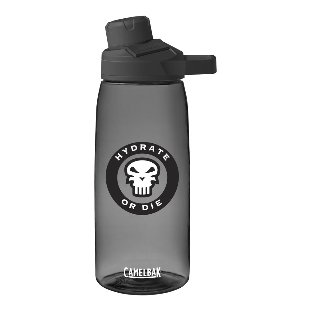 CamelBak CHUTE® MAG戶外運動水瓶系列提供您快速便利的飲水。不同於市場上單純的水瓶，CHUTE® MAG戶外運動水瓶改良飲水口的設計，內螺紋方便不卡垢，全新設計的磁力瓶嘴蓋可吸附於側邊