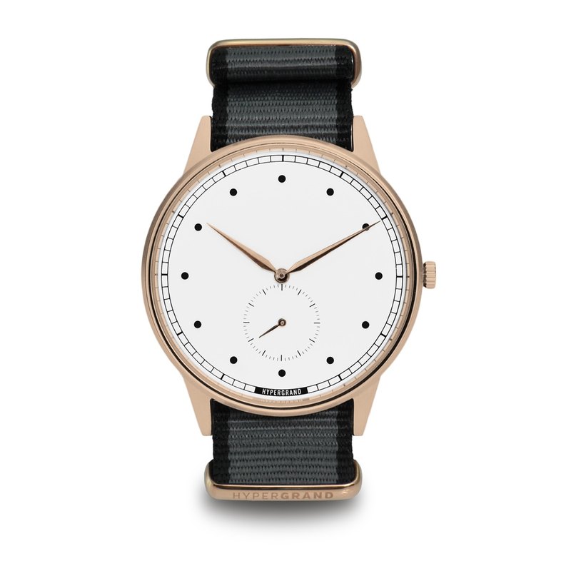 Signature小秒針系列，40mm錶徑，20mm尼龍錶帶，日常生活防水