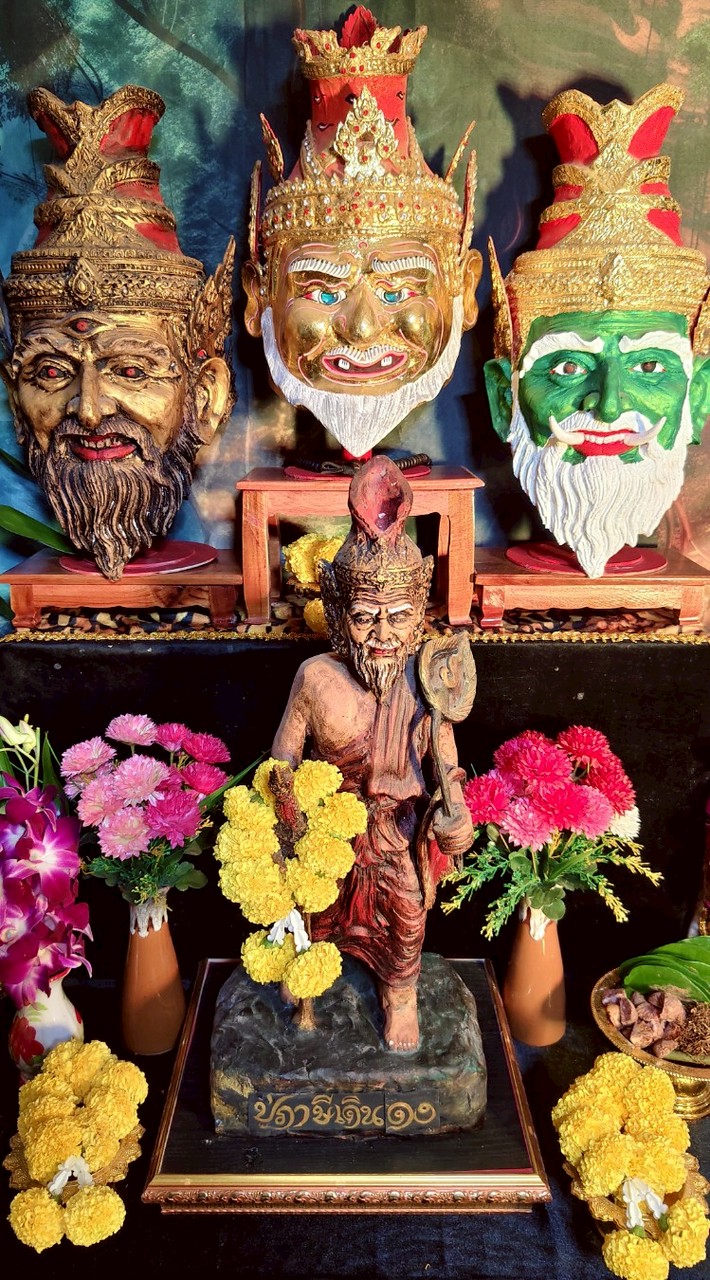 พี่น้อง"ช่องบารมีปู่ฤาษี"