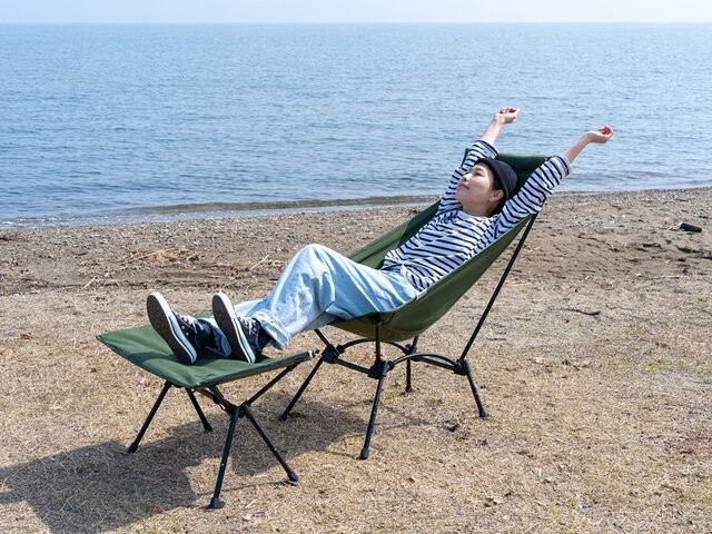 DOD ヤバイッス　キャンバス クッション ベージュ 釣り】待つ時間も苦にならない！DODの快適チェア「ヤバイッス