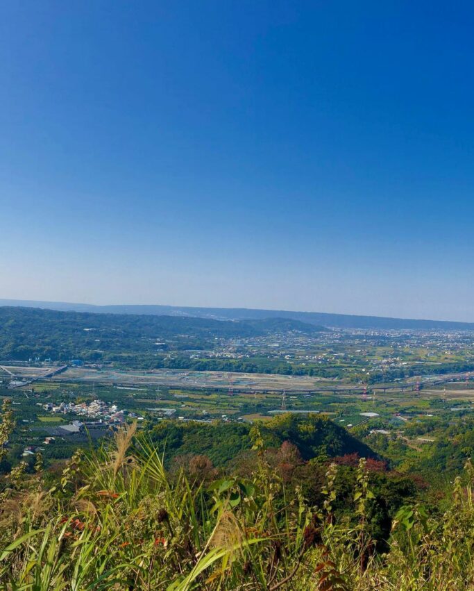 九九峰森林步道 九九峰森林步道｜南投草屯第一景，結合自然生態與藝術氣息的環狀森林步道! 5 2022
