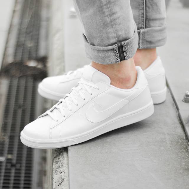 nike court royale pantip