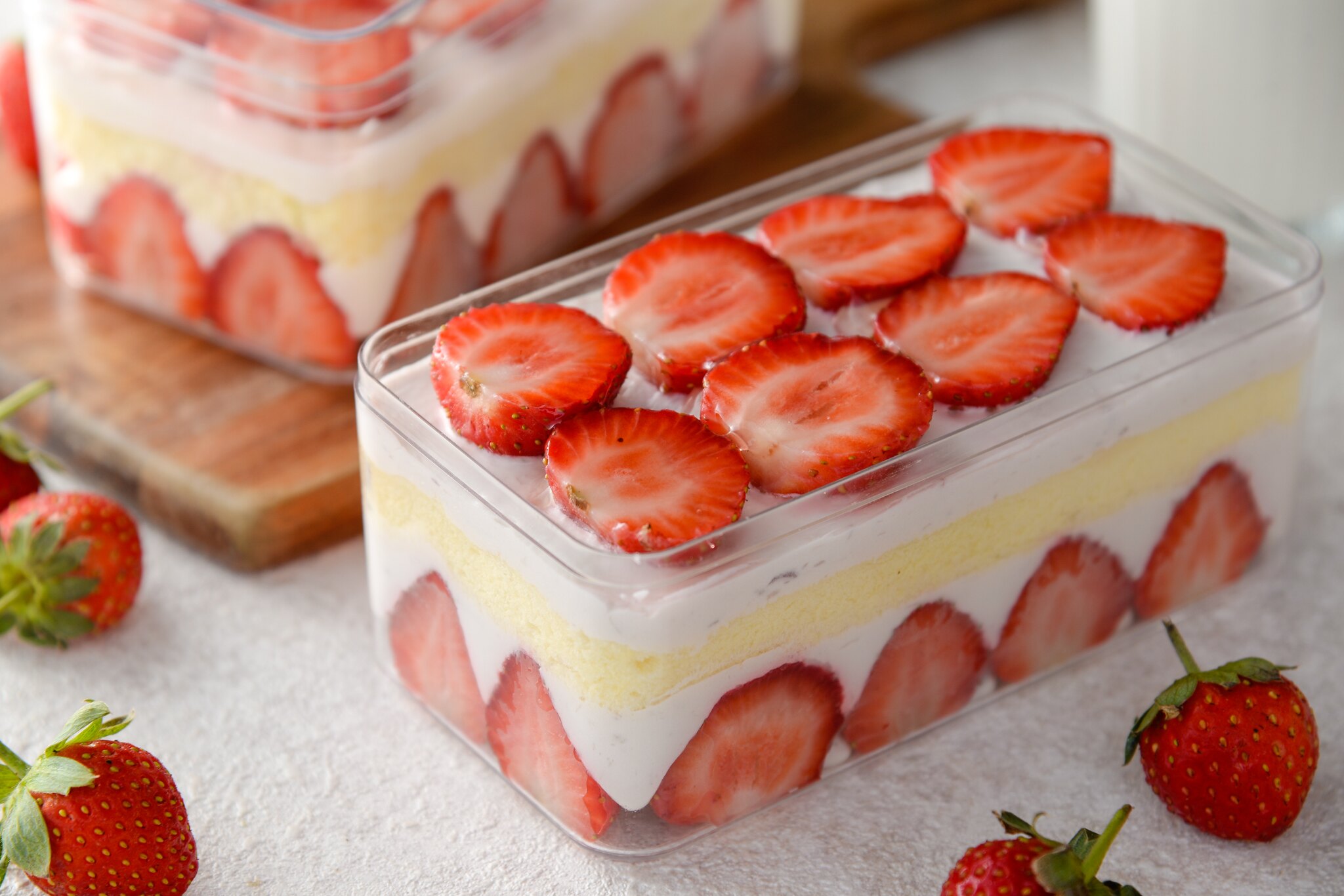 季節限定 ▲草莓多多▲ 選用大湖草莓 ▲產地直送北海道生乳