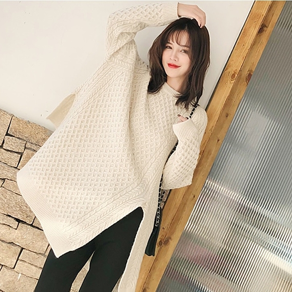 針織毛衣 韓版圓領麻花寬鬆長袖不規則針織上衣 米色 #lsj189 ❤卡樂❤