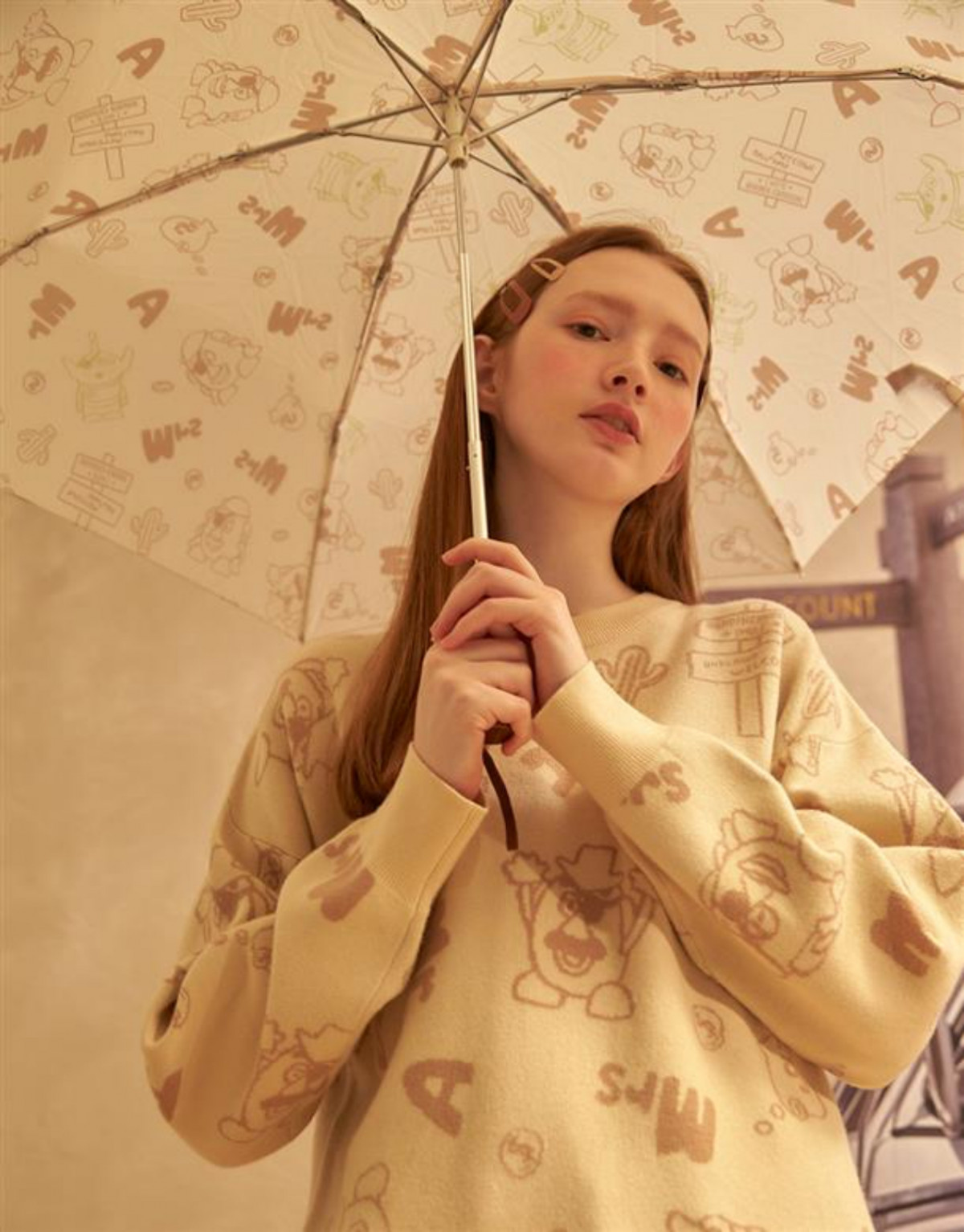 「CACO x迪士尼聯名系列」推薦：三眼怪居家套裝，售價NT.1090元