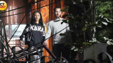 艾怡良 烏來爽泡嗑香腸