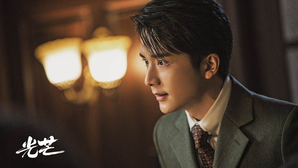 熱門陸劇新劇照10：張新成、蔡文靜《光芒》