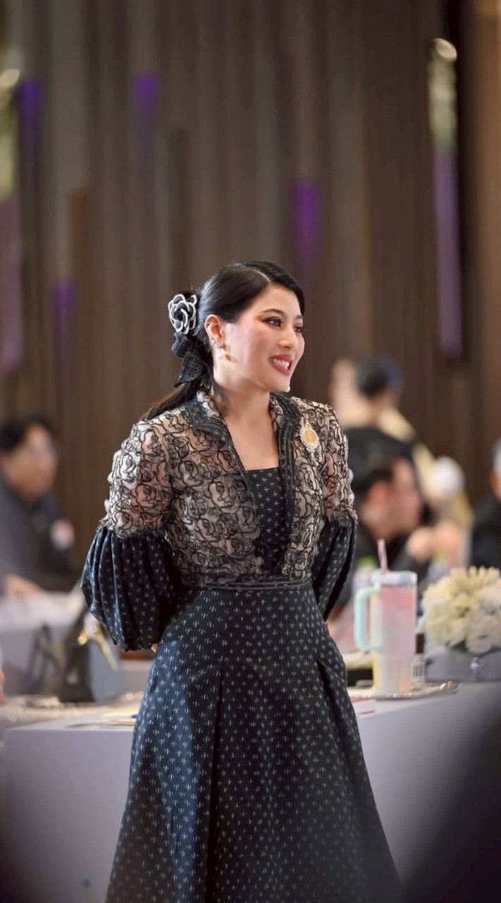 ด้อม เจ้าฟ้าหญิงสิริวัณณวรีนารีรัตน์ราชกัญญา🧡