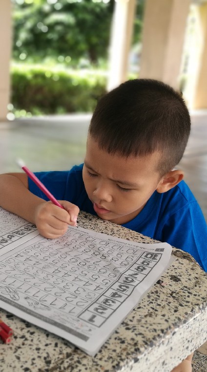 ลูกไม่มีสมาธิต้องทำไง