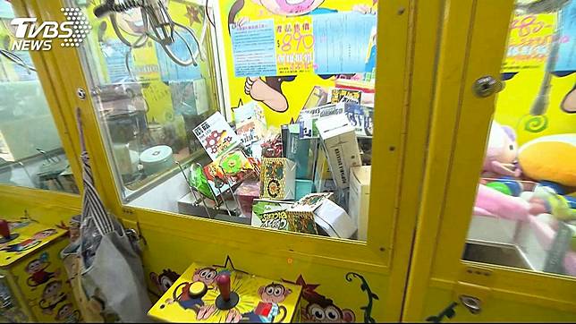 坊間有許多夾夾機店，不少人會去嘗試玩一下。(示意圖／TVBS)
